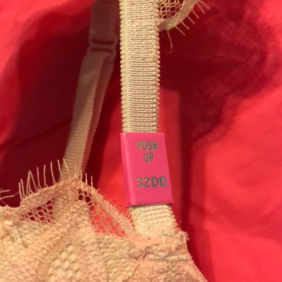 PINK 32DD Floral Lace Date Bra - Picture 2 of 6